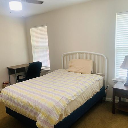 Private Cozy Lock Room 1 赛普里斯 外观 照片